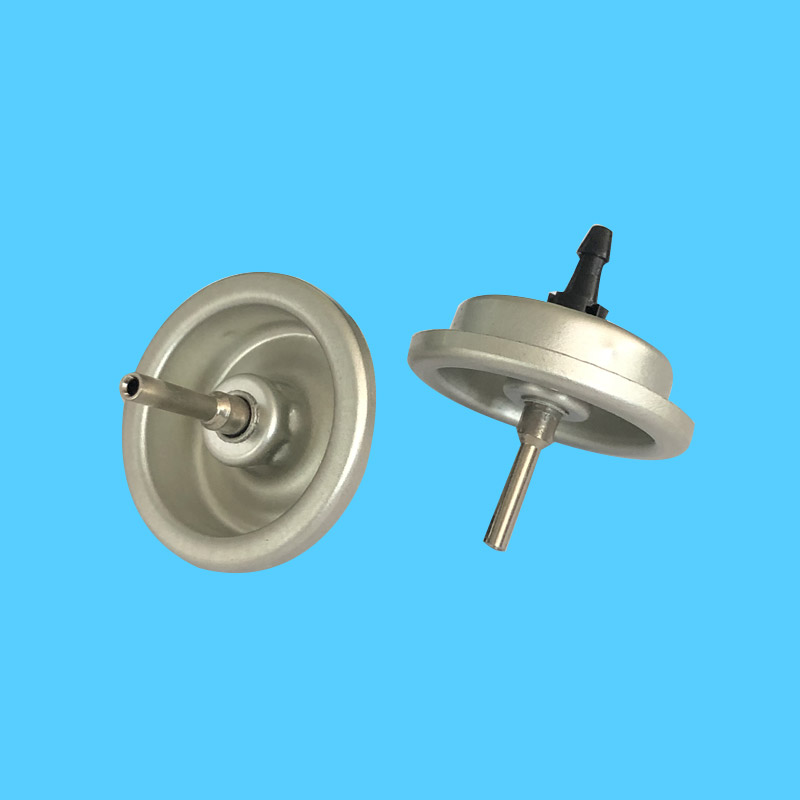 Válvula de recarga de encendedor de gas versátil para uso exterior y interior: conveniente y confiable